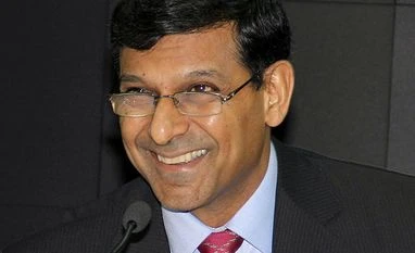 Rajan favours doing away with RBI guv's veto power on rates