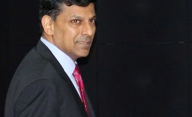 RBI, govt in talks on medium-term framework for FPI limit in debt