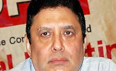 HDFC gains as Standard Life to hike stake in insurance JV Keki Mistry