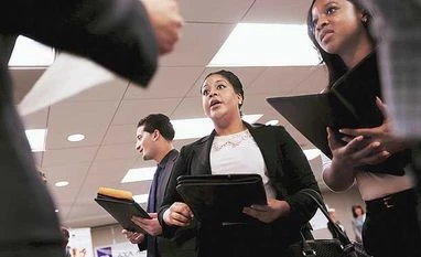 US nonfarm payrolls increase solidly, wages rebound US nonfarm payrolls increase solidly, wages rebound