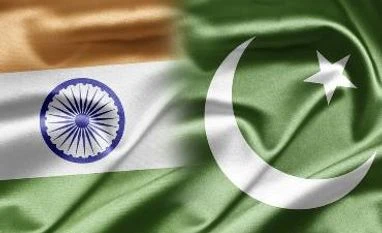 NSA-level talks on despite Pakistan's invite to Kashmiri separatists