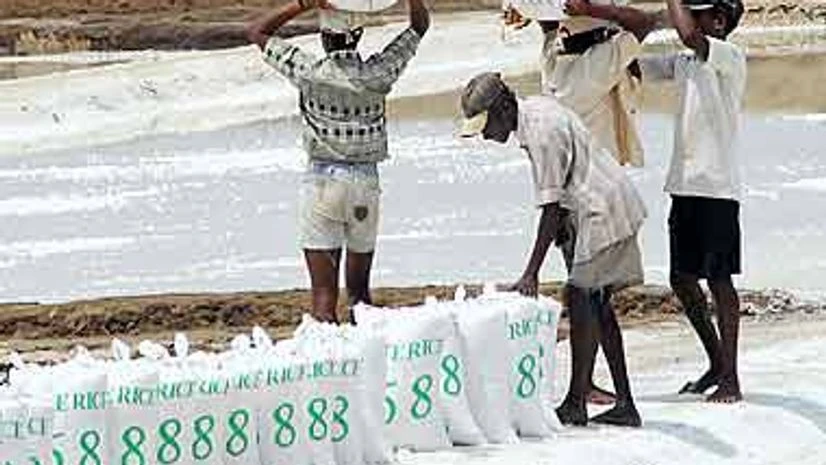 Industrial salt makers trying to upgrade tech, quality Industrial salt makers trying to upgrade tech, quality