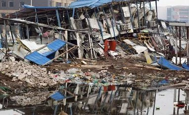 China orders probe into Tianjin blasts as toll mounts to 112