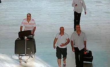 Ahmedabad airport runway repair: Gujarat tourist inflow to fall 25% For representation