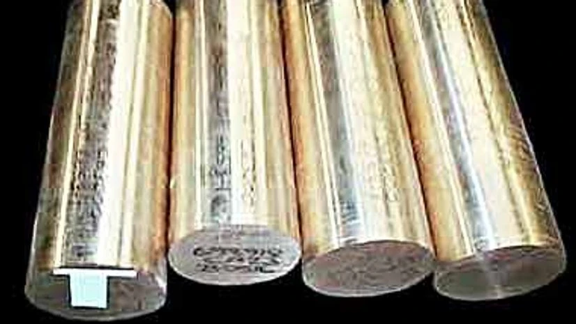 Nickel down by 0.4% on global cues Nickel down by 0.4% on global cues