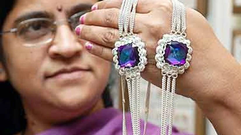 India’ silver import to set a new record this year India’ silver import to set a new record this year