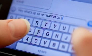 Draft policy for storage of all electronic messages for 90 days Draft policy for storage of all electronic messages for 90 days