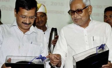 'Modiji' set to lose 'badly' in Bihar polls: Kejriwal Arvind Kejriwal, Nitish Kumar