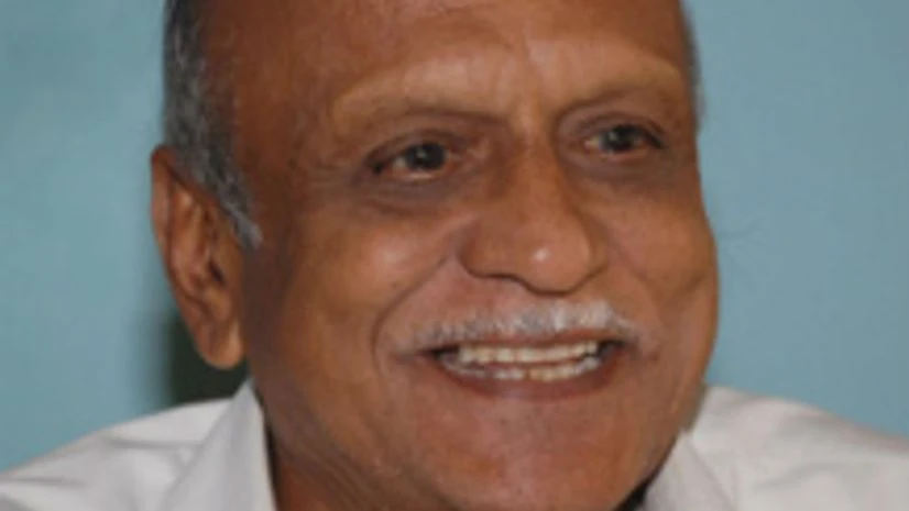 M M Kalburgi Cops hunt for killers of Kannada rationalist scholar