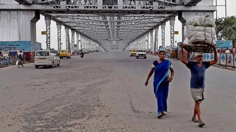 Iconic Howrah Bridge heads for a health check-up after two decades | India News - Business Standard