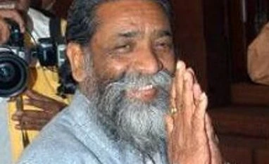 Kissing competition: JMM chief Shibu Soren slaps showcause notice on MLA Shibu Soren