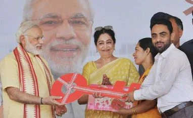 Modi expresses regret over Chandigarh shutdown; orders probe Narendra Modi, Chandigarh, Shutdown, Probe