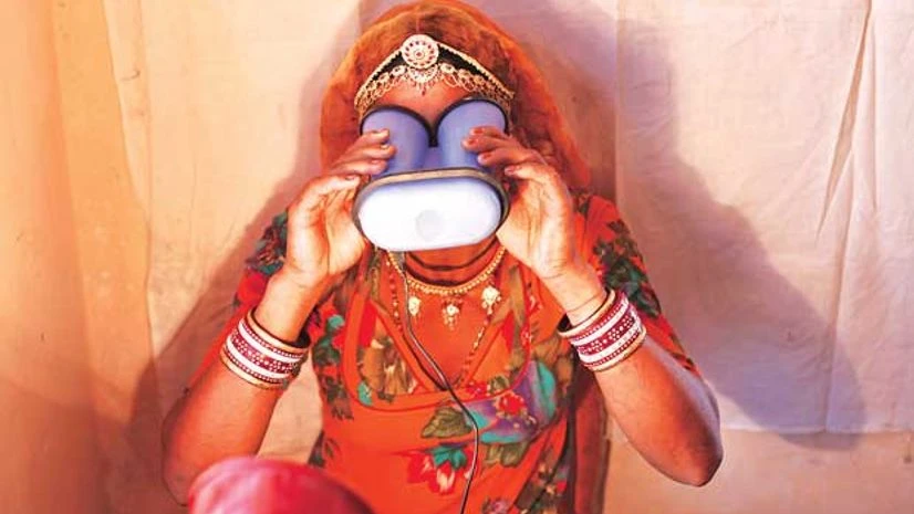 Market regulator, central bank move SC on Aadhaar Market regulator, central bank move SC on Aadhaar