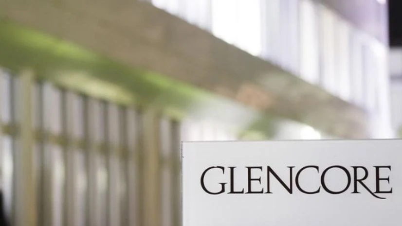 Glencore plans bigger debt cuts as commodities rout deepens Glencore plans bigger debt cuts as commodities rout deepens