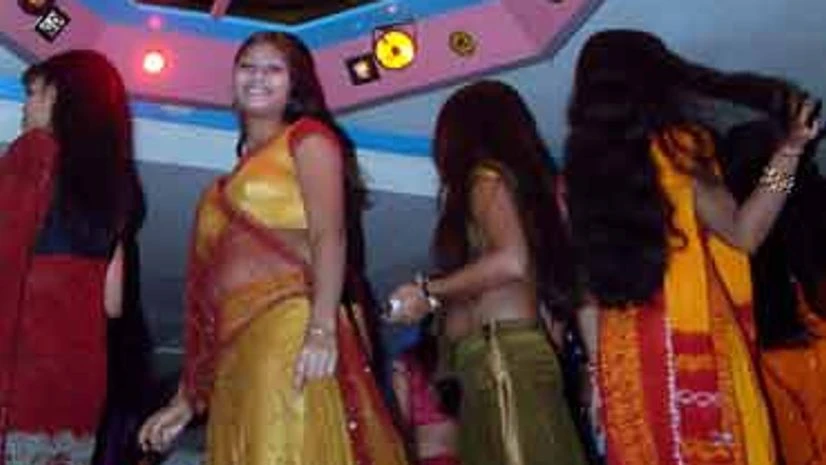 Supreme Court on Thursday 15 October 2015 stayed the ban on dance bars in Maharashtra Supreme Court on Thursday 15 October 2015 stayed the ban on dance bars in Maharashtra