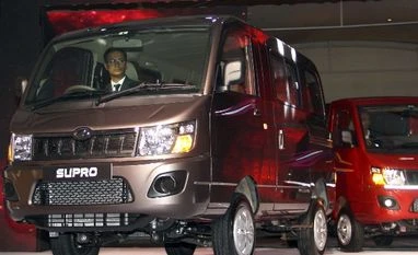 M&M unveils vehicles on new platform Picture of Supro Van and Supro Maxitruck at the launch in Mumbai