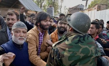 Protests erupt in Srinagar as Yasin Malik is detained Police arrest JKLF chairman Mohd Yasin Malik along with supporters after he tried to defy restrictions and take out a rally, at Batangoo in Anantnag district