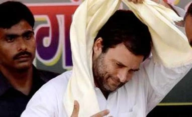 PM Modi invited Sonia, Manmohan under 'public pressure': Rahul Gandhi Rahul Gandhi