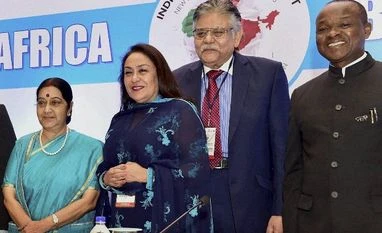 Africa can be answer to India's energy woes: KPMG-CII Study External Affairs Minister Sushma Swaraj with FICCI President Jyotsna Suri, CII President Sumit Mazumdar (2nd R) and others at the inauguration of the India- Africa Business Forum in New Delhi