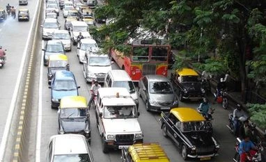 Delhi ministers to carpool to work during 15-day odd-even rule Photo by Marc van der Chijs for Tech in Asia