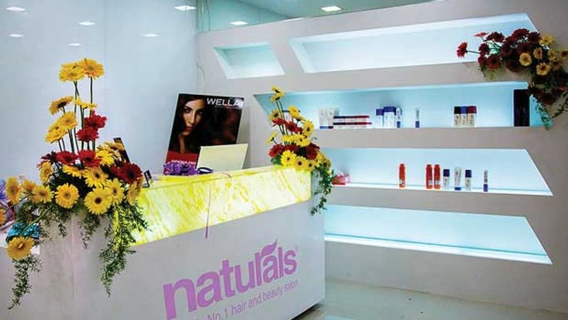 Naturals gets its show on the road Naturals gets its show on the road