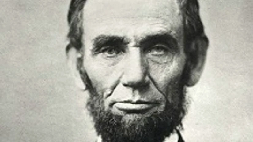 Manuscript written and signed by Lincoln fetches $2.2 mn Manuscript written and signed by Lincoln fetches $2.2 mn