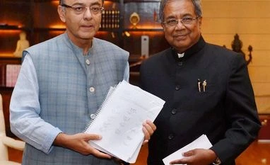 Bankruptcy proposals must address existing shortages: experts Chairman of the Bankruptcy Law Reforms Committee (BLRC), T K Viswanathan presenting report to the Union Minister for Finance, Corporate Affairs and Information & Broadcasting, Arun Jaitley, in New Delhi