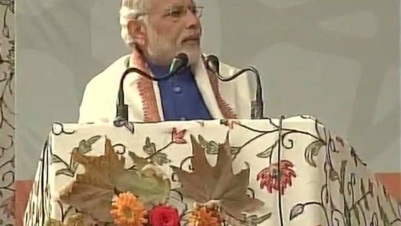 PM Modi addressing a public meeting in Srinagar (Photo: ANI) PM Modi addressing a public meeting in Srinagar