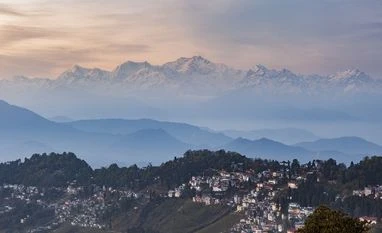 Gorkhaland protest: Darjeeling brew costs $1,800 a kg to European buyers Gorkhaland protest: Darjeeling brew costs $1,800 a kg to European buyers