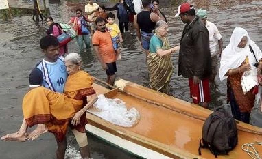 Toll increases to 120 in Tamil Nadu; more rains forecast for tomorrow J Jayalalithaa, Rains, Chennai, Tamil Nadu