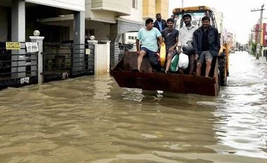 Central team to visit Tamil Nadu to assess flood damage J Jayalalithaa, Rains, Chennai, Tamil Nadu