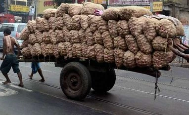 Crackdown on hoarding: Taxmen raid 7 onion traders in Nashik Onion, Price