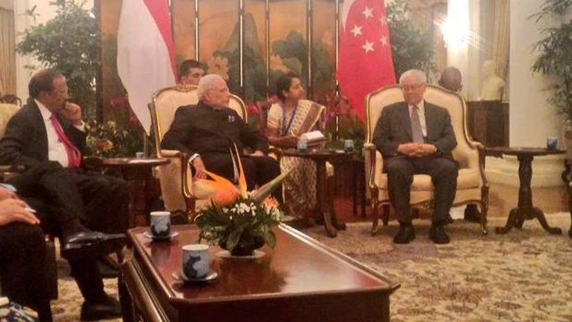 PM Modi meets Singapore President Tony Tan Keng Yam PM Modi meets Singapore President Tony Tan Keng Yam