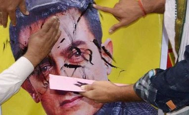 Aamir Khan under fire for intolerance remarks Aamir Khan