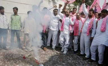 Presidential polls: TRS hints at supporting NDA if it benefits Telangana TRS workers