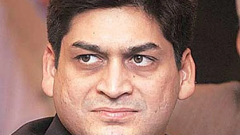 Prashant Ruia Essar Steel banks on investor to pare debt