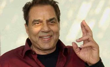 'Think positive': Dharmendra responds to rumours about his health Dharmendra