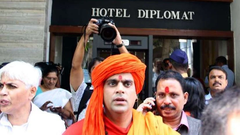 Dawood Ibrahim, Assets, Swami Chakrapani, Hotel Diplomat Dawood Ibrahim, Assets, Swami Chakrapani, Hotel Diplomat