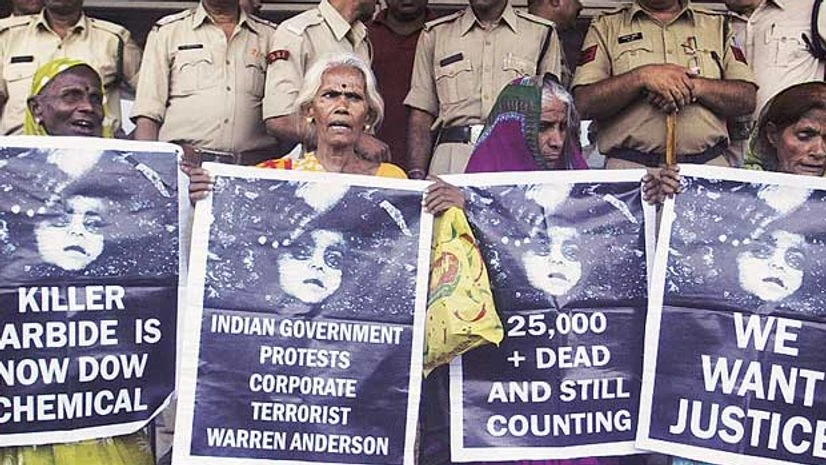 Dow-DuPont merger to create Rs 11,600-crore chemical giant in India Dow-DuPont merger to create Rs 11,600-crore chemical giant in India