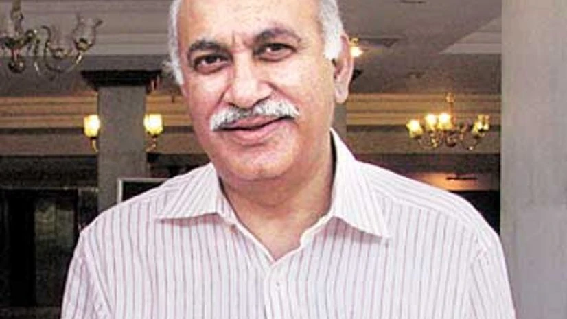 M J Akbar M J Akbar: Experiments with truth