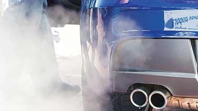 NGT shows red light to diesel vehicles NGT shows red light to diesel vehicles