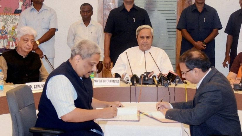 W&CD Secretary Vishal Dev and APPI convenor Anant Padmanabhan signing an MoU for reduction of malnutrition in Odisha in presence of Chief Minister Naveen Patnaik and Wipro Chief Azim Premji at Secretariat in Bhubaneswar W&CD Secretary Vishal Dev and APPI convenor Anant Padmanabhan signing an MoU for reduction of malnutrition in Odisha in presence of Chief Minister Naveen Patnaik and Wipro Chief Azim Premji at Secretariat in Bhubaneswar