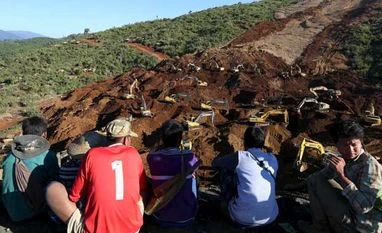 Dozens feared dead after another landslide in a Myanmar jade mine An earlier picture of rescue workers looking for bodies of miners killed by a landslide in Hpakant jade mine on November 24