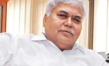 We'll soon be issuing FAQs on the issue: R S Sharma There is no correlation between reducing digital divide & differential pricing: R S Sharma