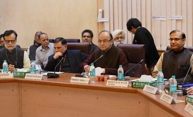 Budget 2016: Economists okay with slight deviation from fiscal road map Finance Minister Arun Jaitley with MoS for Finance Jayant Sinha and senior officials during a Pre-Budget Consultation meeting with leading economists, in New Delhi