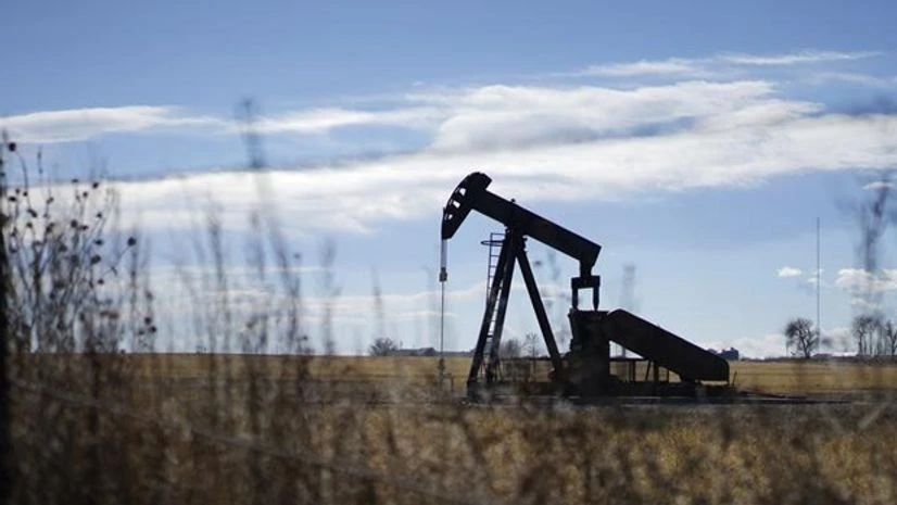 An oil well is seen near Denver, Colorado. Photo: Reuters An oil well is seen near Denver, Colorado. Photo: Reuters