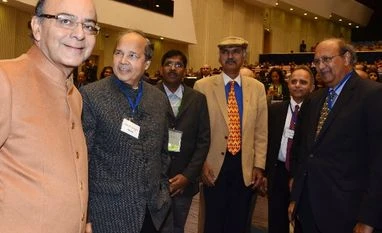 Govt to lower long-term capital gains tax in Budget 2016 to boost start-ups Finance Minister Arun Jaitley with delegates from Silicon Valley in Vigyan Bhawan, New Delhi at the inaugural of the Start-up India event. Photo: Sanjay.K.Sharma