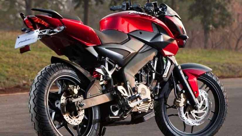 Bajaj flexes Pulsar's muscles Bajaj flexes Pulsar's muscles