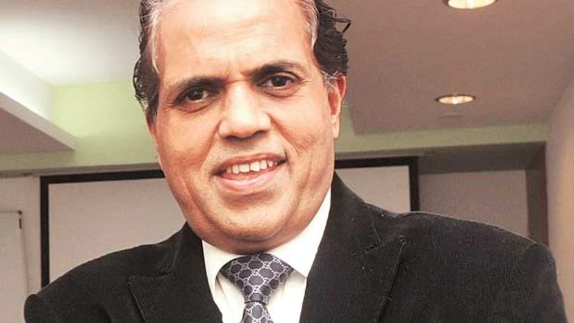 Expect earnings downgrade cycle to bottom out by Q2 of FY17 Expect earnings downgrade cycle to bottom out by Q2 of FY17