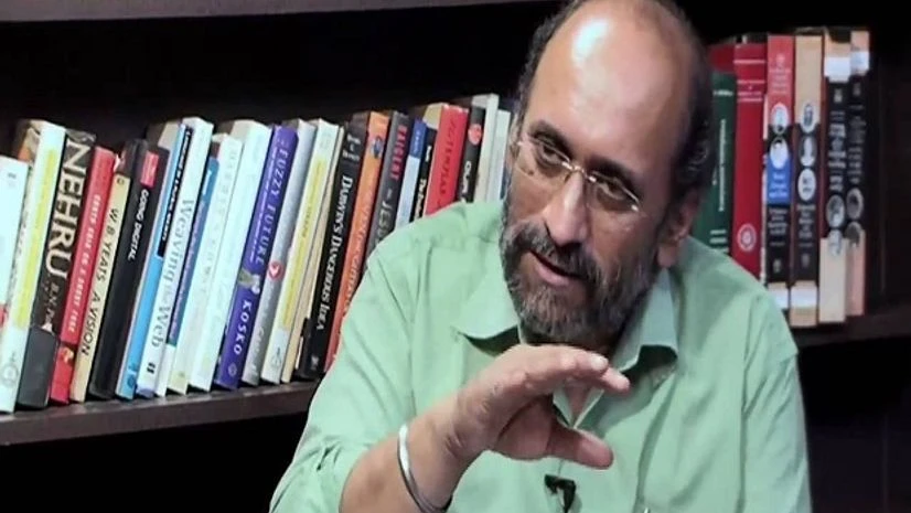 Paranjoy Guha Thakurta (Photo: YouTube) Paranjoy Guha Thakurta (Photo: YouTube)